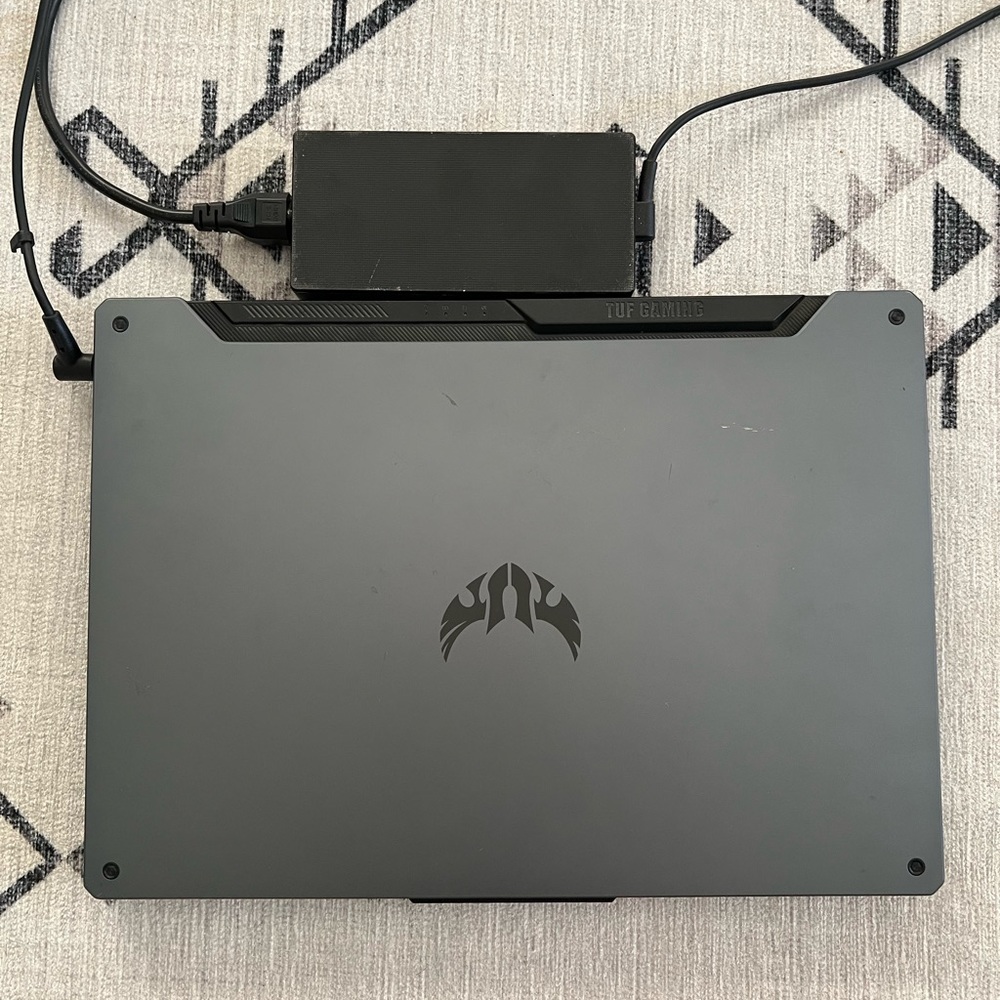Asus tuf gaming laptop with charger